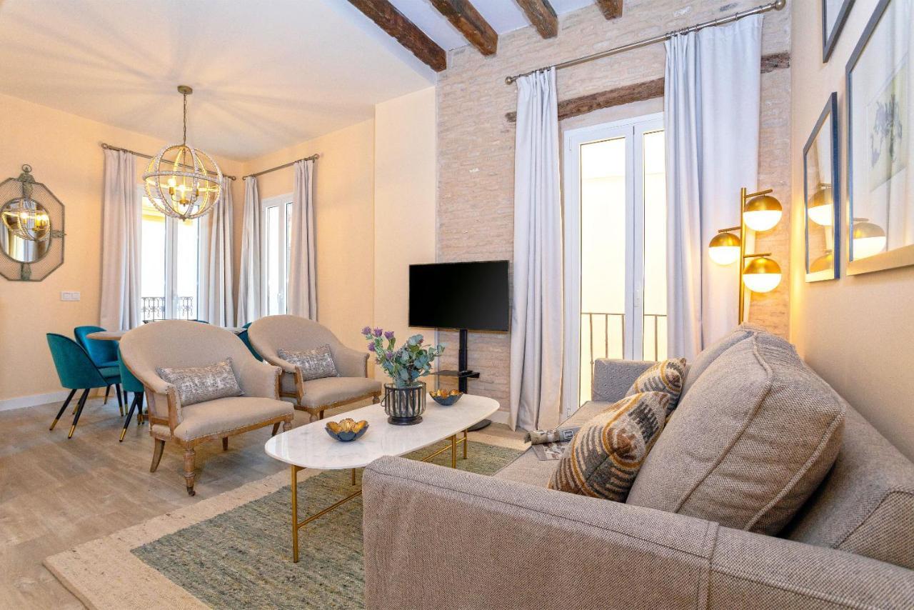 Genteel Home Feria Seville Exterior photo